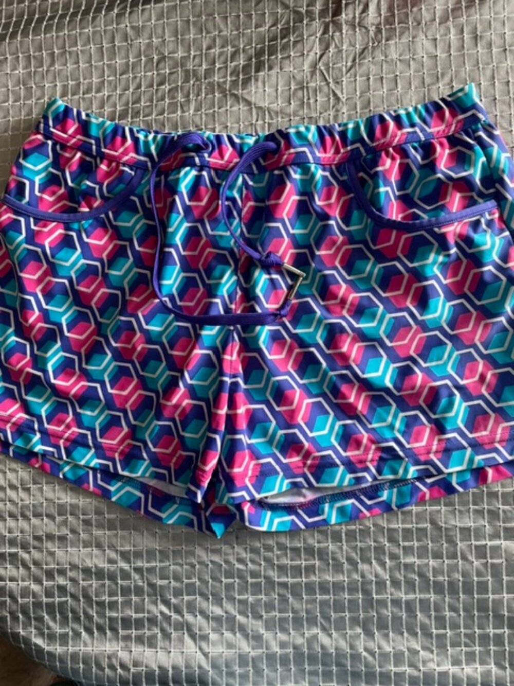 Swimsuit shorts with liner and pockets on the side and back size L